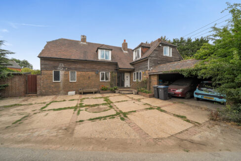 Ewell-1.jpg