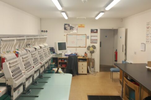 LF003813-2